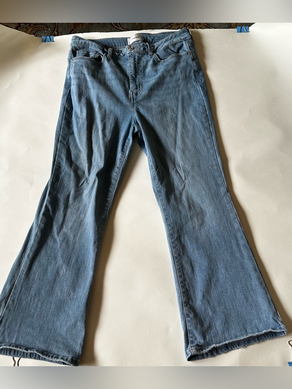 FRAME Le Crop Mini Boot Flare Jeans Size 30 —‎ Light Wash “Integrity”